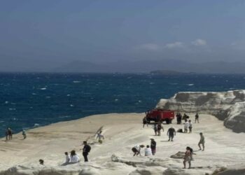 Ζευγάρι τουριστών πνίγηκε στο Σαρακήνικο