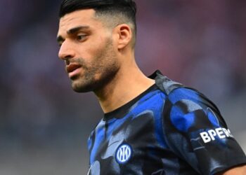 Ολυμπιακός: «Έκλεισε» τον Μεχντί Ταρεμί 