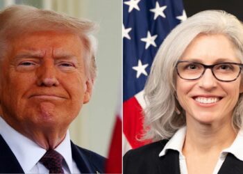 Ο Τραμπ αποπέμπει τη διευθύντρια των CDC εβδομάδες αφού ανέλαβε