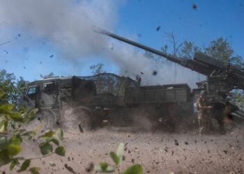 Ουκρανία: Τριπλάσιες ρωσικές δυνάμεις από ουκρανικές στο μέτωπο