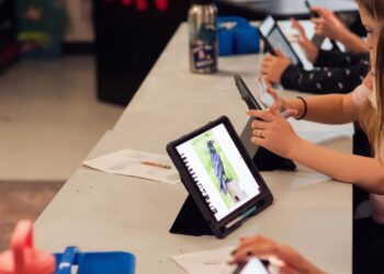 Τεχνητή Νοημοσύνη στα Σχολεία: Ξεκινά πιλοτικά σε 20 Λύκεια το πρόγραμμα «OpenAI for Greece» με την υποστήριξη του Ιδρύματος Ωνάση