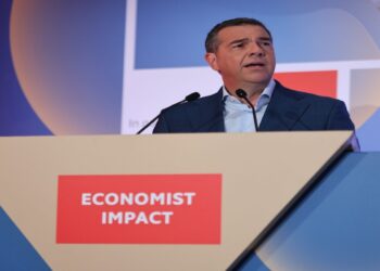 Ο Τσίπρας και το domino effect στον ΣΥΡΙΖΑ