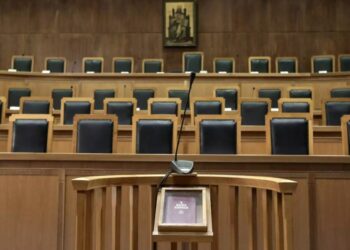 Άρειος Πάγος: Επισείει τον κίνδυνο παραγραφής για τα Τέμπη και νίπτει τας χείρας του από την απόφαση εκταφής