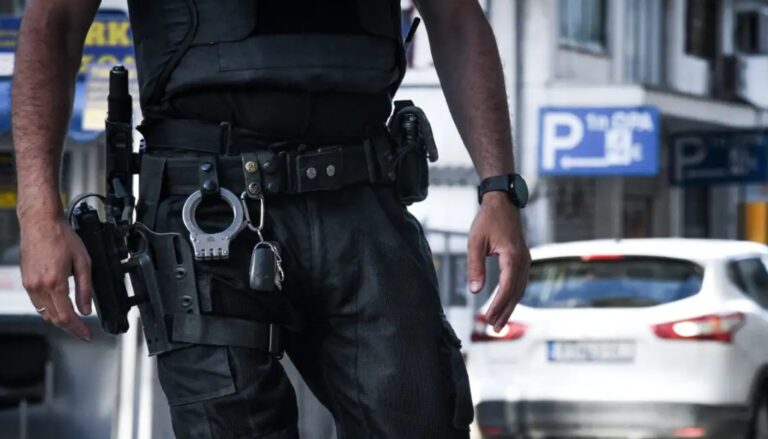 Ξάνθη: Μήνυση κατά του αστυνομικού από το θύμα της ρατσιστικής βίας (βίντεο)