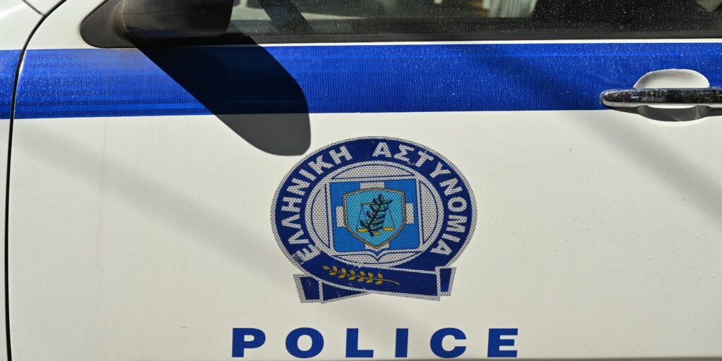 Σύλληψη μέλους διεθνούς σπείρας: Ο 29χρονος που είχε διαρρήξει το σπίτι της Τουλουπάκη