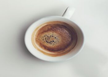 Καφές: 50% αύξηση της τιμής – Ποιοι είναι οι παράγοντες που εκτοξεύουν την τιμή του