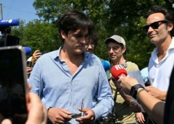 Ο γιος του Αλέν Ντελόν ζητά ακύρωση της διαθήκης του πατέρα του