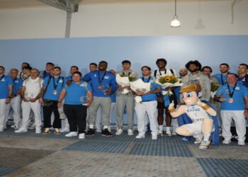 Στην Αθήνα οι χάλκινοι πρωταθλητές Ευρώπης – Η θερμή υποδοχή της Εθνικής Μπάσκετ