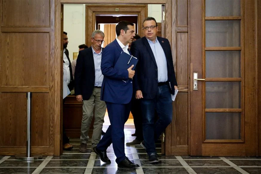 Γιατί ο Σωκράτης φοβάται τον Αλέξη; Η νέα «βουβή» διάσπαση του ΣΥΡΙΖΑ