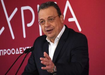 Κοινοβουλευτική Ομάδα: Ψάχνονται στον ΣΥΡΙΖΑ για ενότητα και συνεργασία