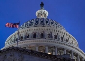 ΗΠΑ: Σχέδιο μαζικών απολύσεων στο Δημόσιο ετοιμάζει ο Λευκός Οίκος σε ενδεχόμενο shutdown