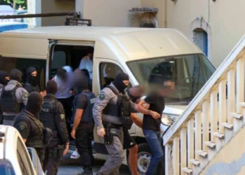 Κρητική μαφία: «Τον έχω τώρα, σε 12 βίντεο και 1000 φωτογραφίες» – Οι «καυτοί» διάλογοι που αποκαλύπτουν το ροζ εκβιασμό του πρώην Αρχιμανδρίτη