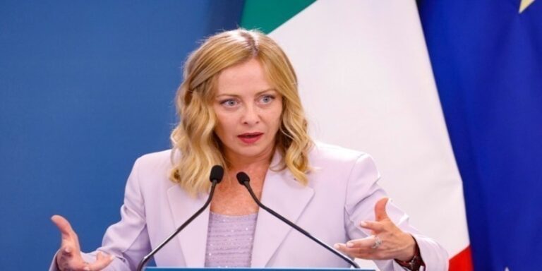 Μελόνι: «Με τη δεξιά στην εξουσία, φόρος στις μεγάλες περιουσίες δεν θα υπάρξει ποτέ»