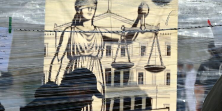 Ο Πάνος Ρούτσι μιλά στο «Nonpapers» – «Είμαι μια χαρά, αντέχω – Και θα αντέξω για όλους μας»