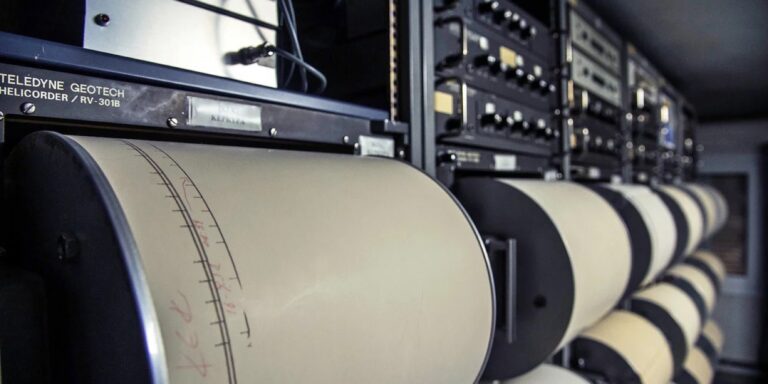 Νυχτερινά Ρίχτερ στην Αττική: Τρεις σεισμοί σε Κηφισιά και Χαλάνδρι