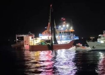 Τούρκοι ψαράδες προκαλούν στο Θρακικό Πέλαγος: Καρέ – καρέ οι πυροβολισμοί από τουρκικά αλιευτικά σε Έλληνες ψαράδες