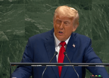 Επίθεση Τραμπ για μεταναστευτικό στον ΟΗΕ: Οι χώρες θα πάνε κατά διάολου – Με αναφορές στην… Ελλάδα