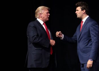 Τραμπ: Συνελήφθη ο ύποπτος για τη δολοφονία του Τσάρλι Κερκ