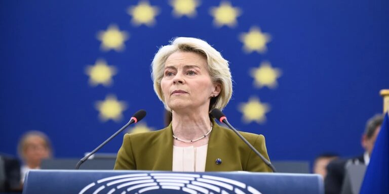 Ούρσουλα φον ντερ Λάιεν: «Οι κάτοικοι της Γροιλανδίας μπορούν να υπολογίζουν σε εμάς»