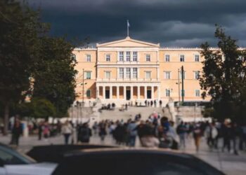 Χαλάει ο καιρός σε λίγη ώρα – Ποιες περιοχές περιμένουν μπόρες στην Αθήνα