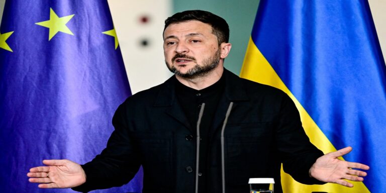 Ζελένσκι: Ουκρανικά στρατεύματα προελαύνουν σε τομείς της Σούμι κοντά στα σύνορα