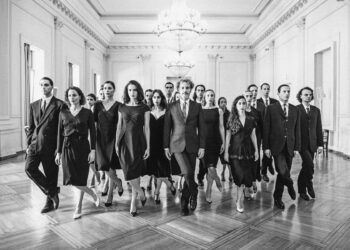 Εθνικό Θέατρο: Αναβιώνει το «Kontakthof» της Pina Bausch 37 χρόνια μετά