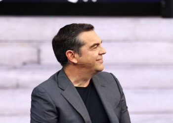 Σκληρό κυβερνητικό ροκ κατά Τσίπρα και η πολιτική γραμματεία του ΣΥΡΙΖΑ