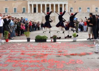 Ποιος τελικά θα καθαρίζει τον Άγνωστο Στρατιώτη!