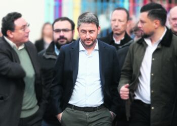 Άγνωστος Στρατιώτης: Πάλι με δύο γραμμές το ΠΑΣΟΚ 