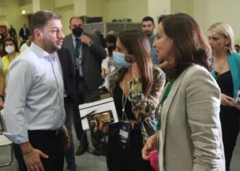 Το ΠΑΣΟΚ μες στην κοιλάδα των Τεμπών… 