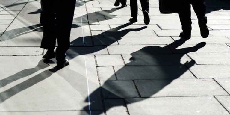 Στα 8 δισ. ευρώ το πρωτογενές πλεόνασμα το 2025