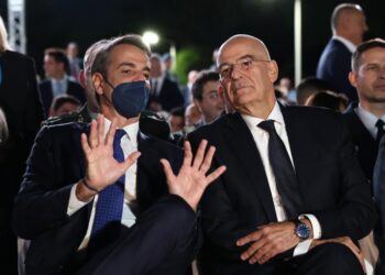 Μητσοτάκης – Δένδιας: Τώρα τους ένωσε ο Άγνωστος Στρατιώτης 