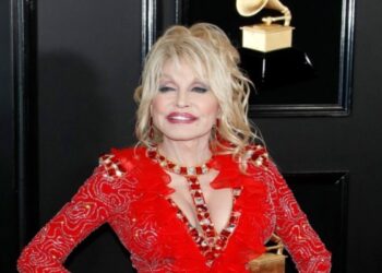 Ντόλι Πάρτον: Η αδελφή της ζητά από τους θαυμαστές της να προσευχηθούν για εκείνη