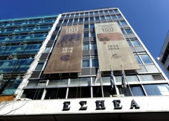 ΕΣΗΕΑ: Καλεί σε συμμόρφωση όσους μιλούν για «τσαντίρια» και «πατσαβούρες»