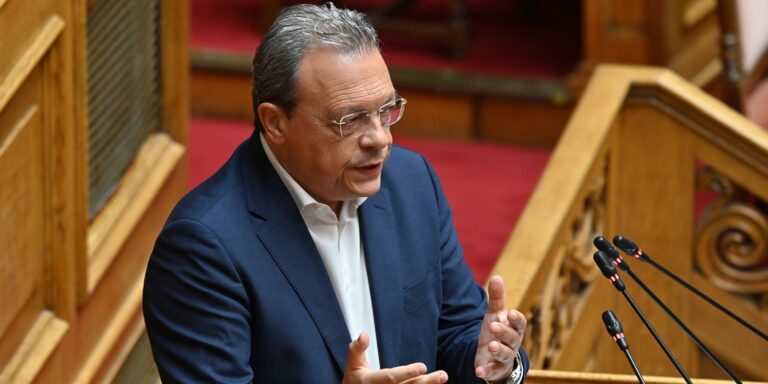 Φάμελλος: Live η ομιλία του στην ΚΟ και στην ΠΓ του ΣΥΡΙΖΑ