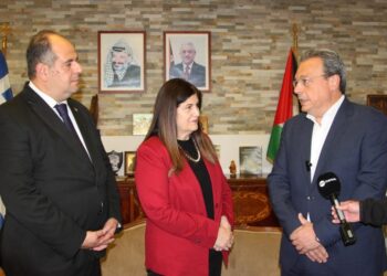 Συνάντηση Φάμελλου με την Παλαιστίνια υπουργό Εξωτερικών: Μονόδρομος η λύση δύο κρατών