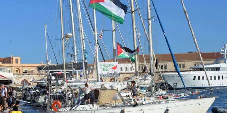 Global sumud flotilla: Στη ΝΔ ψάχνουν νομική φόρμουλα να στείλουν το λογαριασμό στους ακτιβιστές! 