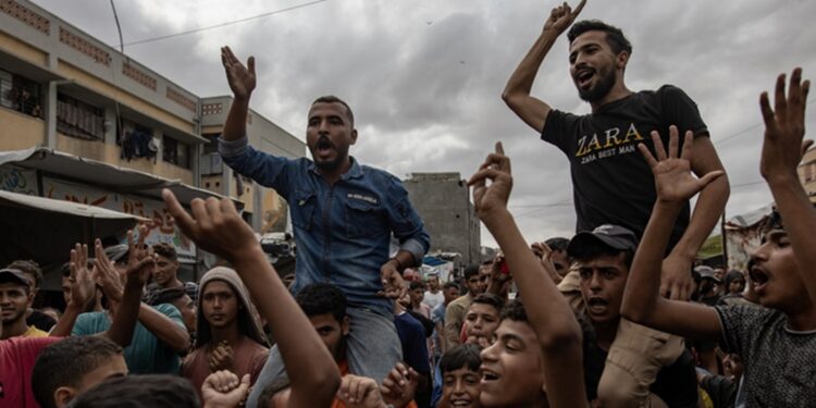 Υπεγράφη η συμφωνία για εκεχειρία στη Γάζα – Σε ισχύ η κατάπαυση του πυρός μεταξύ Ισραήλ και Χαμάς