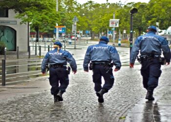 Εκρήξεις και πυροβολισμοί στο Μόναχο με νεκρό και τραυματία