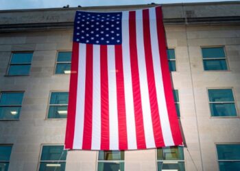 Οι ΗΠΑ σε shutdown: Ξεκίνησαν εκατοντάδες απολύσεις κρατικών υπαλλήλων