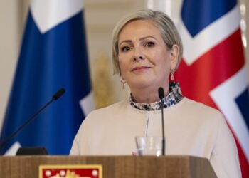 Η χώρα των πάγων που έχει πρόεδρο, πρωθυπουργό, αρχιεπίσκοπο και αρχηγό αστυνομίας, γυναίκες