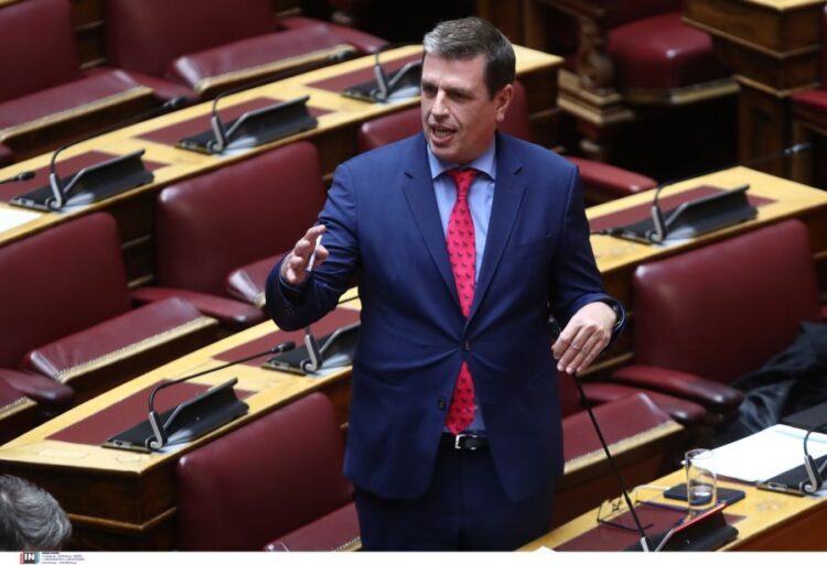 Καιρίδης για απεργία πείνας Ρούτσι: «Τσαντήρι, σκουπιδαριό και κουρελαρία»