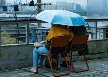 Έρχονται καταιγίδες και στην Αττική και στο βάθος… 28άρια – Ποιος είναι ο τύπος «ανάποδο Π»