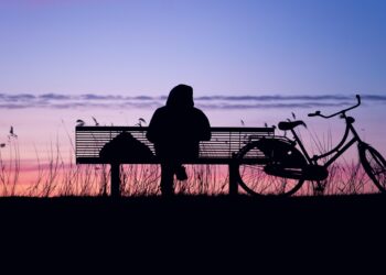 Καταιγίδα μοναξιάς: Η Ελλάδα στις πρώτες θέσεις στην Ευρώπη