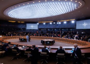 ΝΑΤΟ: Οι υπουργοί Άμυνας της Συμμαχίας συνεδριάζουν μετά τις διεισδύσεις ρωσικών drones στον εναέριο χώρο της