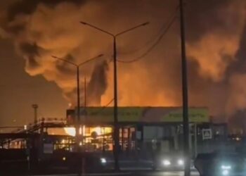 Ρωσία: Μαζική επίθεση με πυραύλους και drones σε ουκρανικές ενεργειακές εγκαταστάσεις