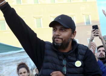 «Όχι άλλο αίμα»: Μαζικές συγκεντρώσεις σε όλη την Ελλάδα για τον Πάνο Ρούτσι