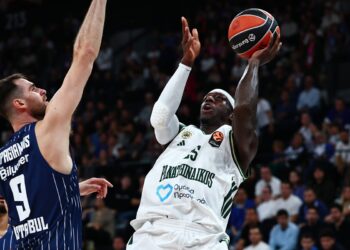 Σοκαριστικός τραυματισμός Παπαγιάννη στο Εφές – Παναθηναϊκός