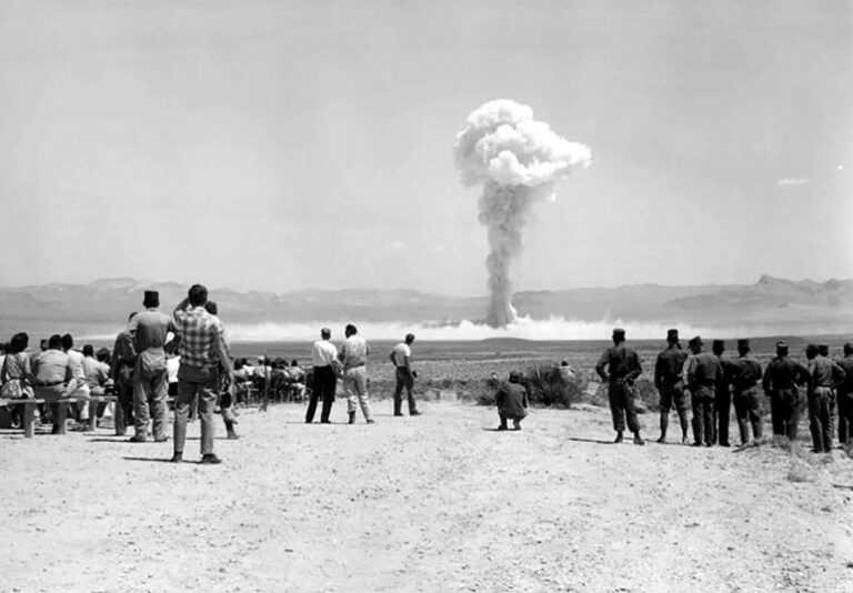 Πυρηνικές δοκιμές: Αυτά είναι τα μετρήσιμα αποτελέσματά τους για υγεία και περιβάλλον