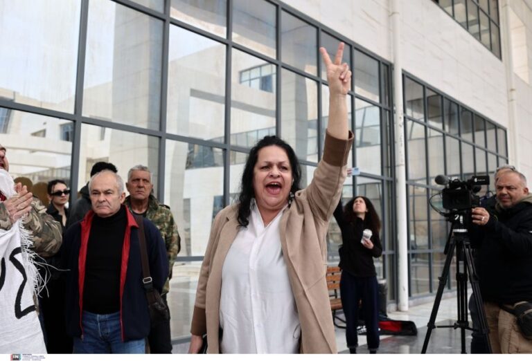 Πλειστηριασμοί: Έρχεται νέα «θηλιά» για τα  υπερχρεωμένα νοικοκυριά;